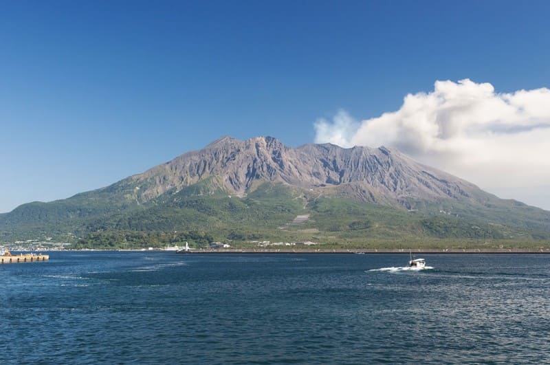 鹿児島県周辺の海で行う海洋散骨 海洋葬プラン